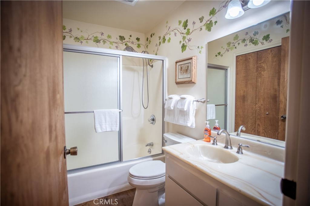 1126 Aleutian Drive Property Photo 5