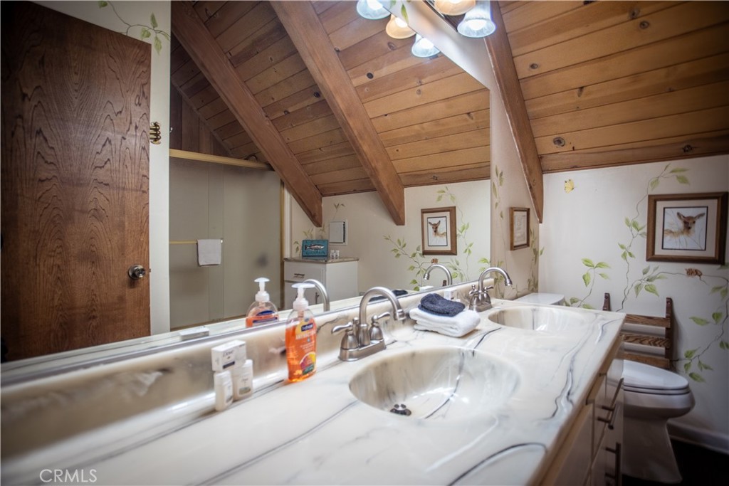 1126 Aleutian Drive Property Photo 10