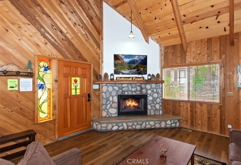 1126 Aleutian Drive Property Photo 11