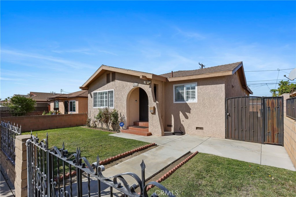 18019 Devlin Ave Property Photo 1