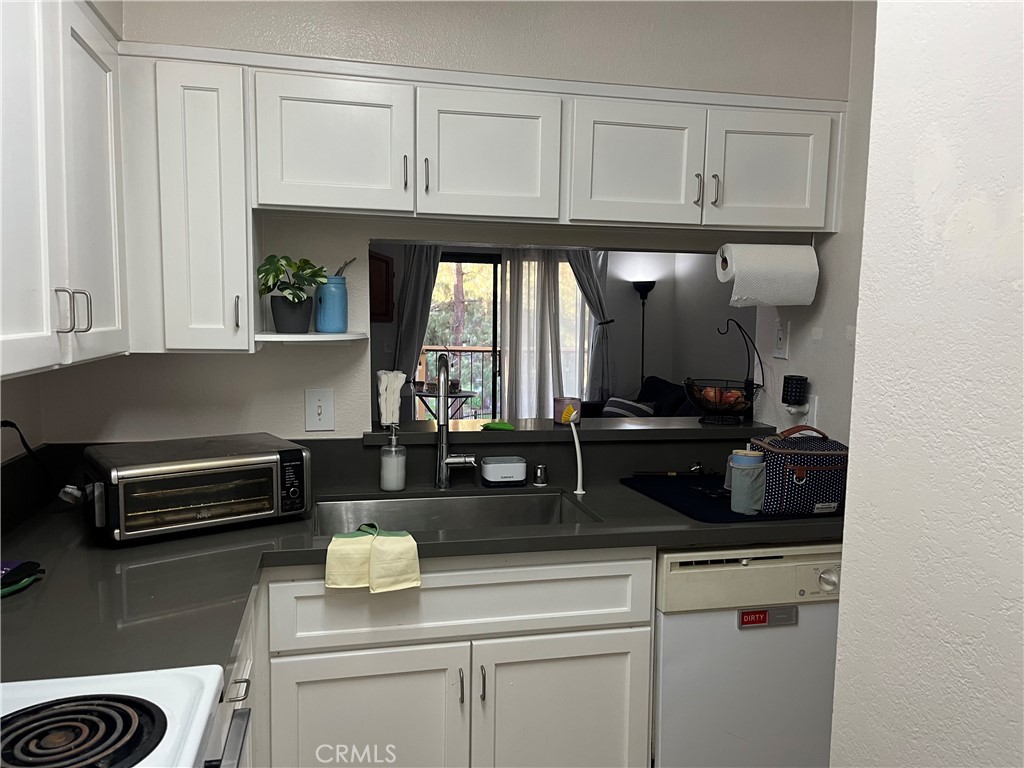 10655 Lemon Avenue 1508 Property Photo 15