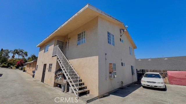 3844 Whiteside Street Property Photo 8