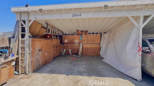 3844 Whiteside Street Property Photo 13
