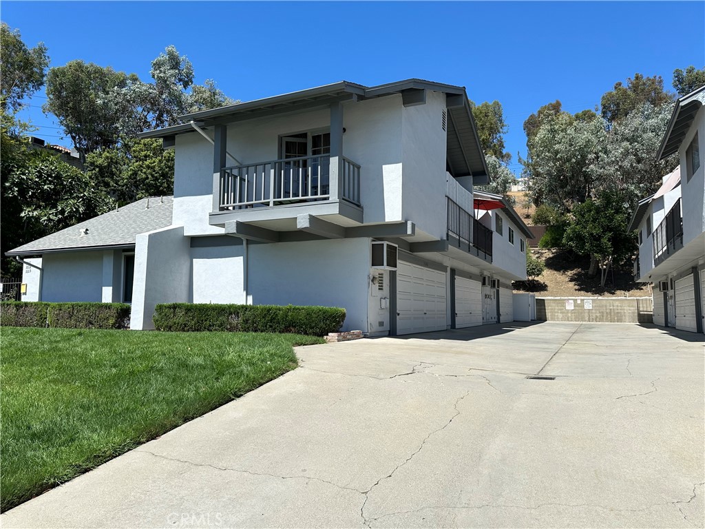 1603 Firvale Avenue Property Photo 1