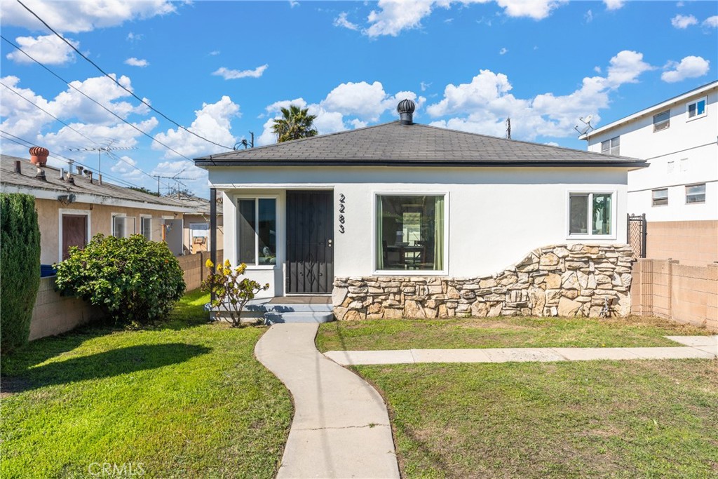 2283 Gaviota Avenue Property Photo 1