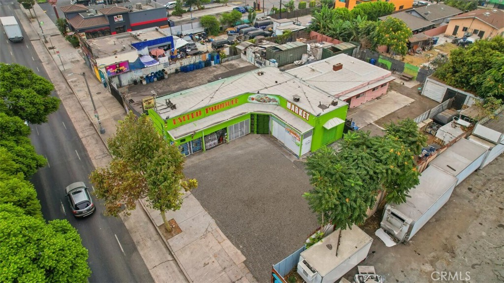 222 E Manchester Avenue Property Photo