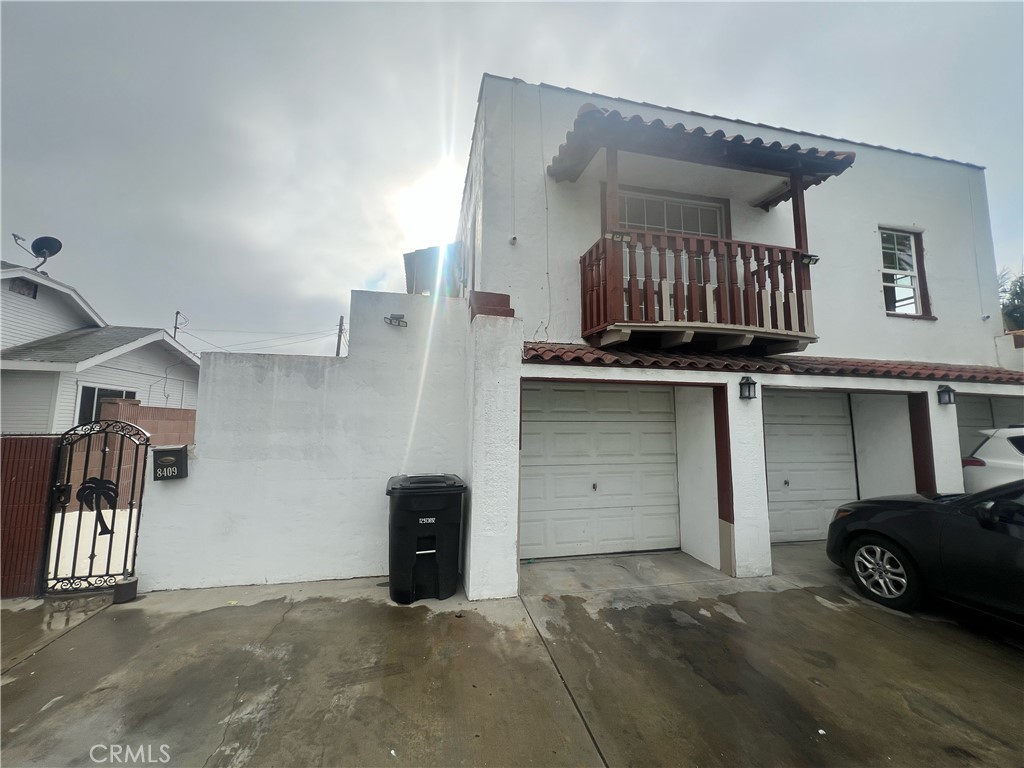 3076 Liberty Boulevard Property Photo 1