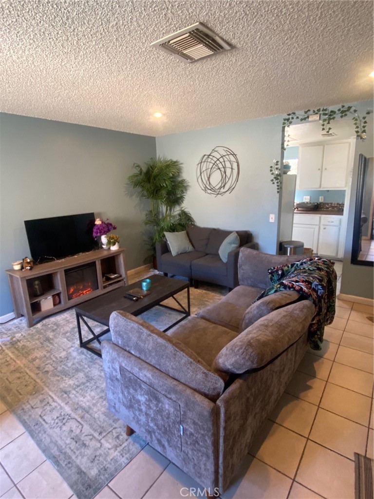 8998 Mango Avenue H Property Photo 1