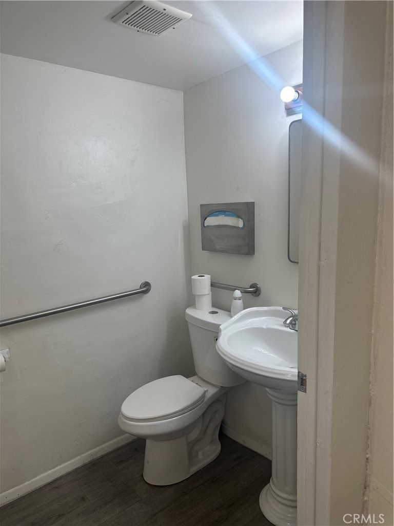 5003 Abbott Rd Property Photo 15