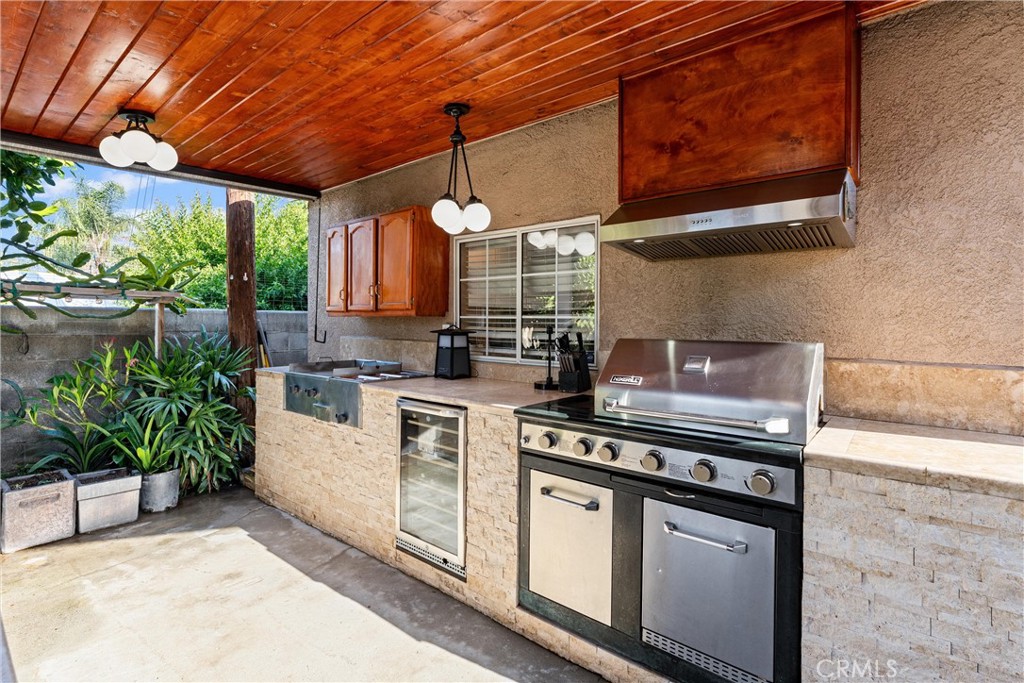 2901 Huston Street Property Photo 1