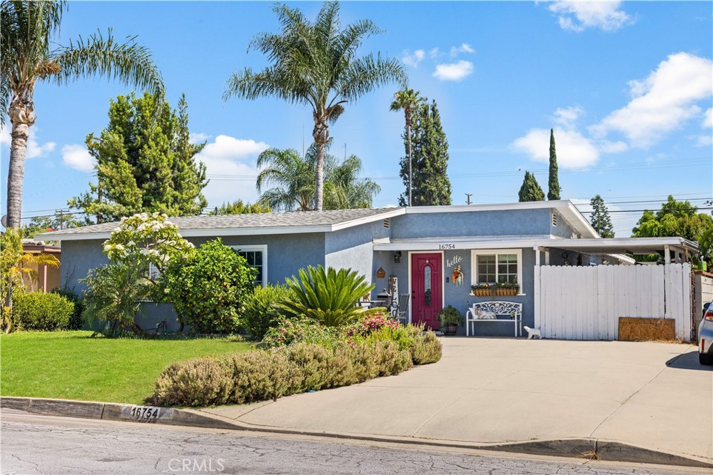 16754 Benwood Property Photo 1