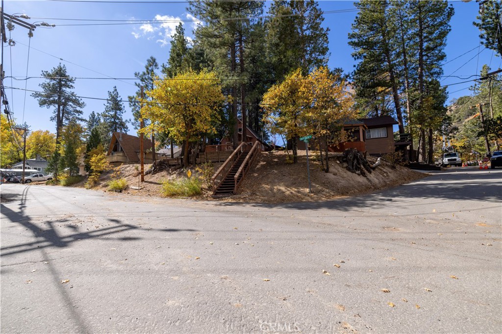 2242 Deep Creek Drive Property Photo 1