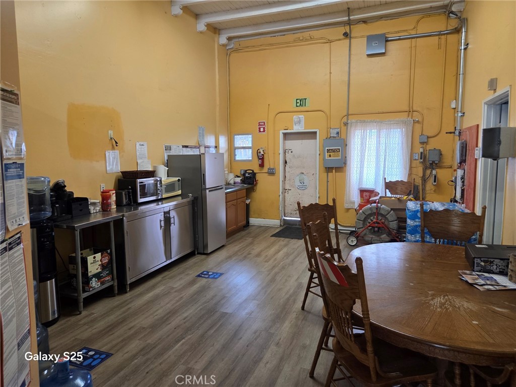 4518 S Western Avenue Property Photo 19