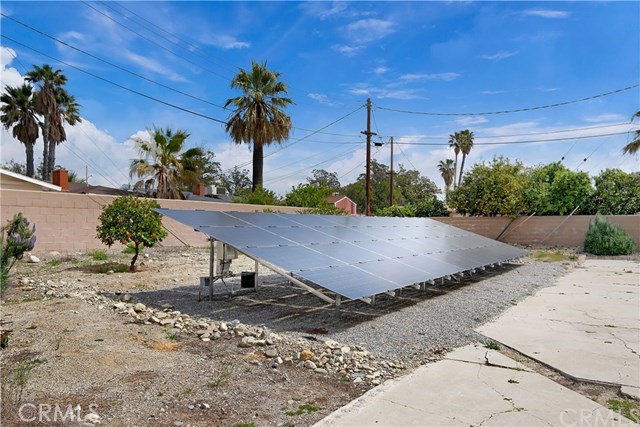 9105 Tamarind Avenue Property Photo 6