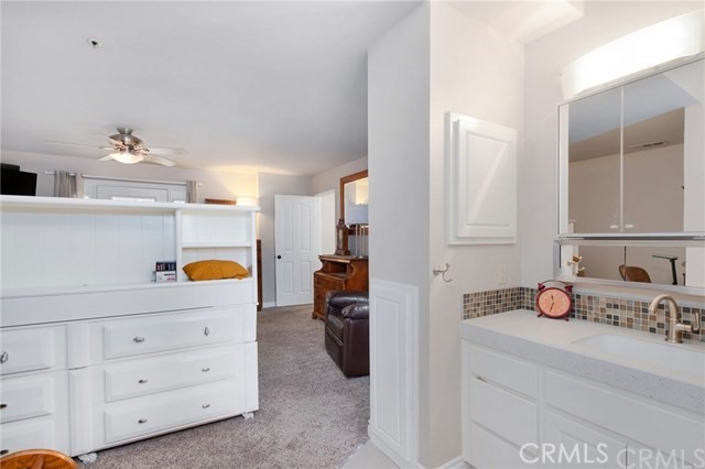 9105 Tamarind Avenue Property Photo 12