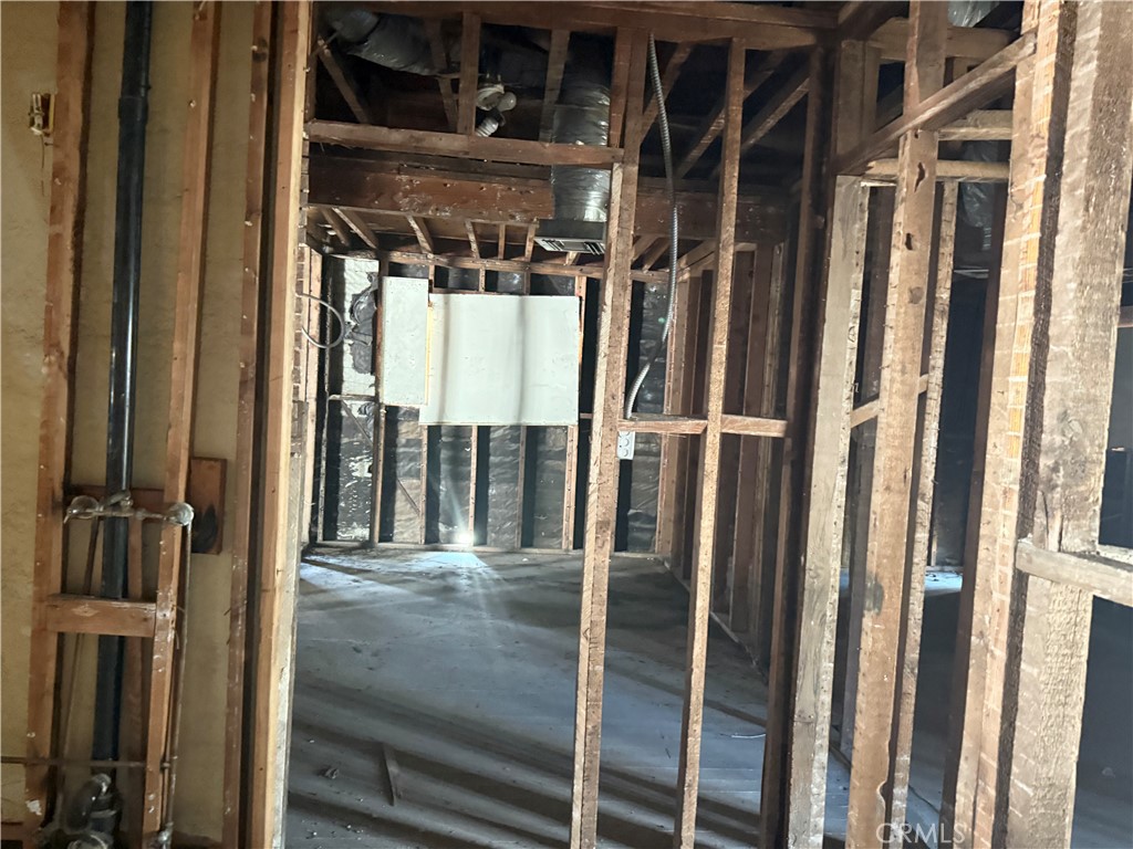 15359 Illinois Avenue Property Photo 11