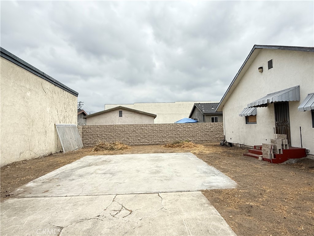 15359 Illinois Avenue Property Photo 17