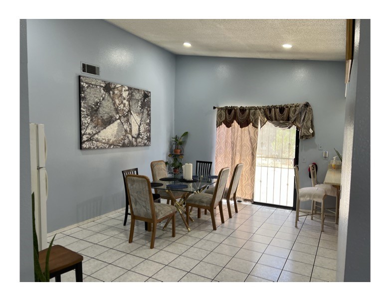 17053 Pinedale Court Property Photo 4