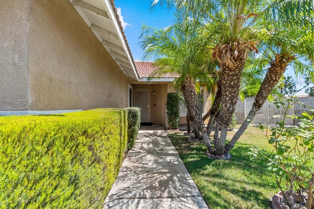 15245 Tulip Court Property Photo 3