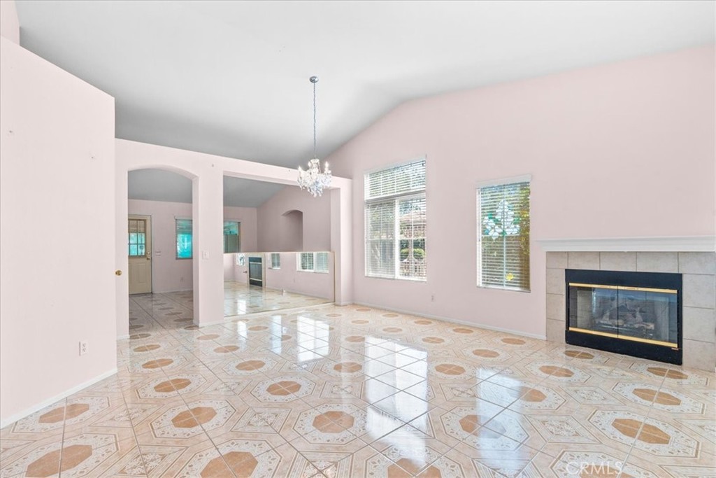 15245 Tulip Court Property Photo 4