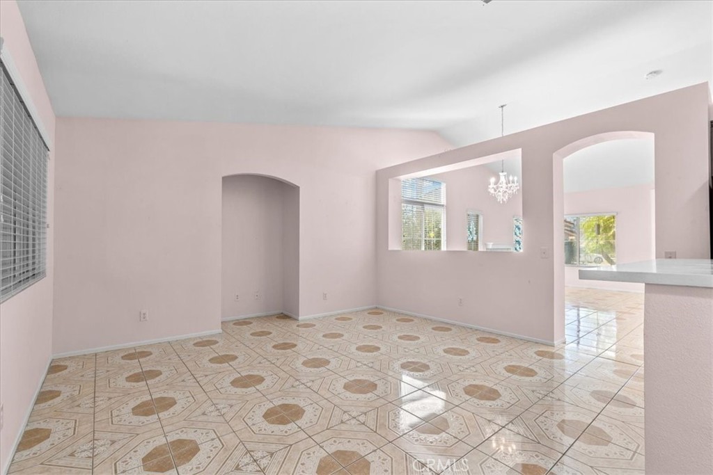 15245 Tulip Court Property Photo 8