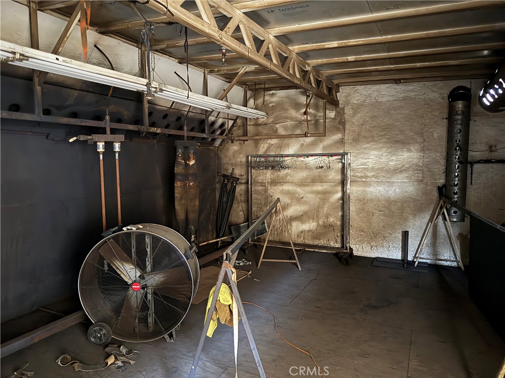 3522 Union Pacific Avenue Property Photo 10