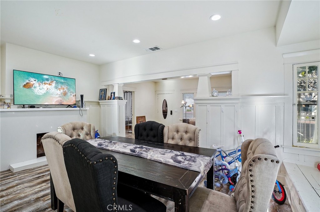 7251 Painter Avenue 7255 Property Photo 12