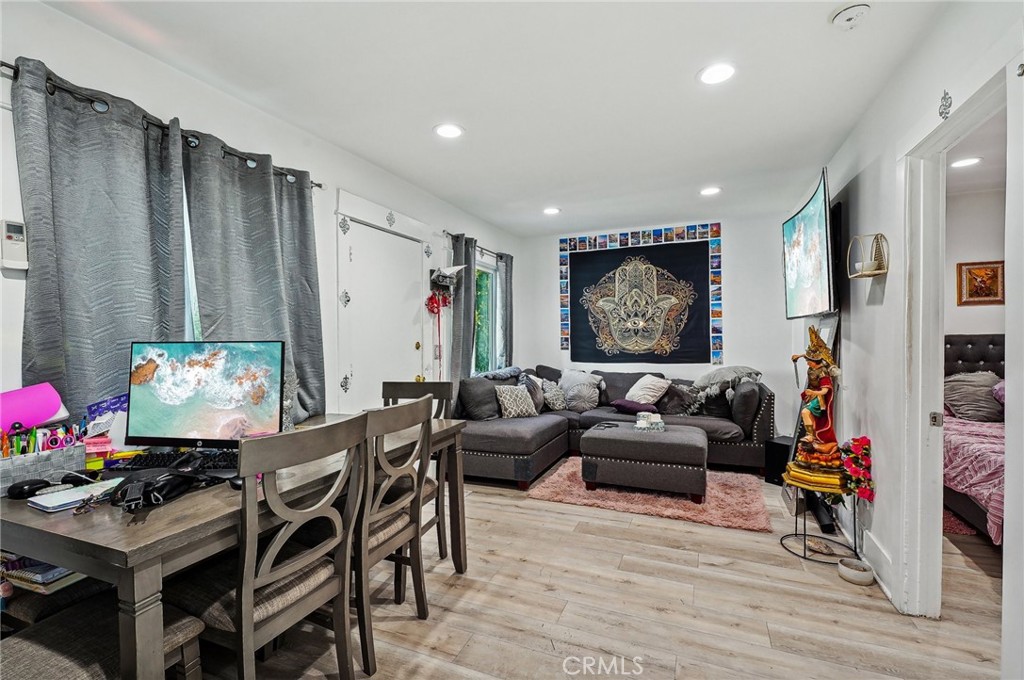 7251 Painter Avenue 7255 Property Photo 21