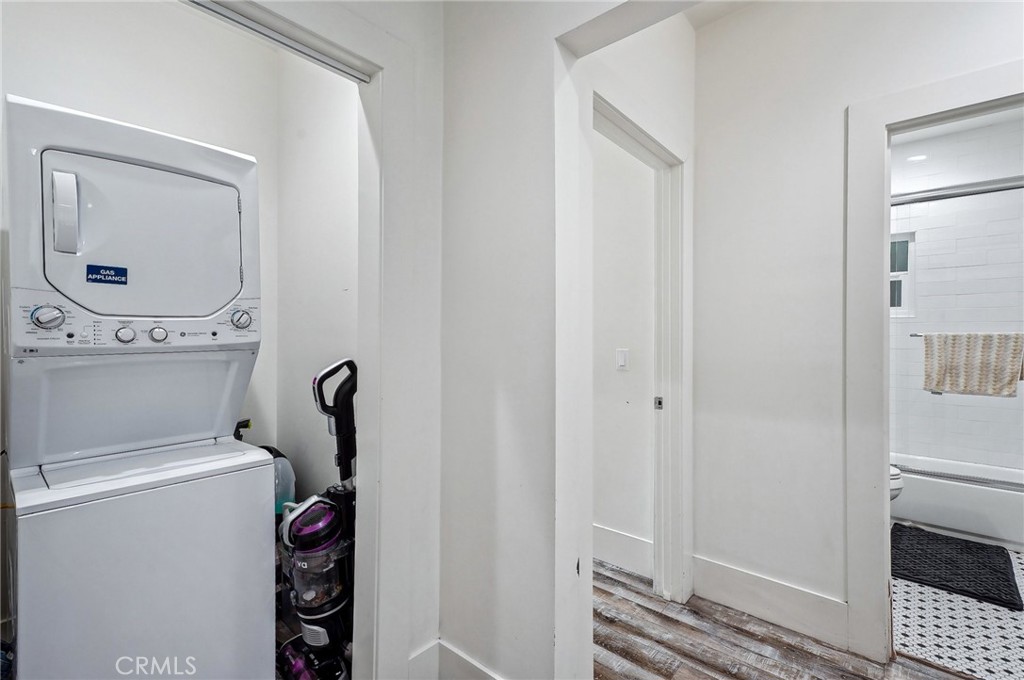 7251 Painter Avenue 7255 Property Photo 37