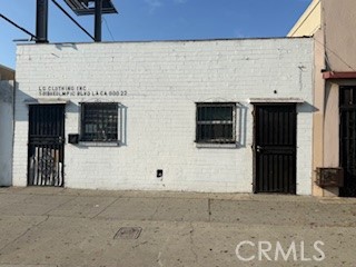 5016 E Olympic Boulevard Property Photo 1