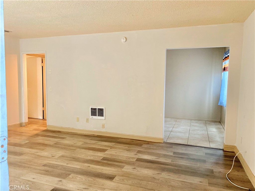 8616 N Loop Boulevard Property Photo 2