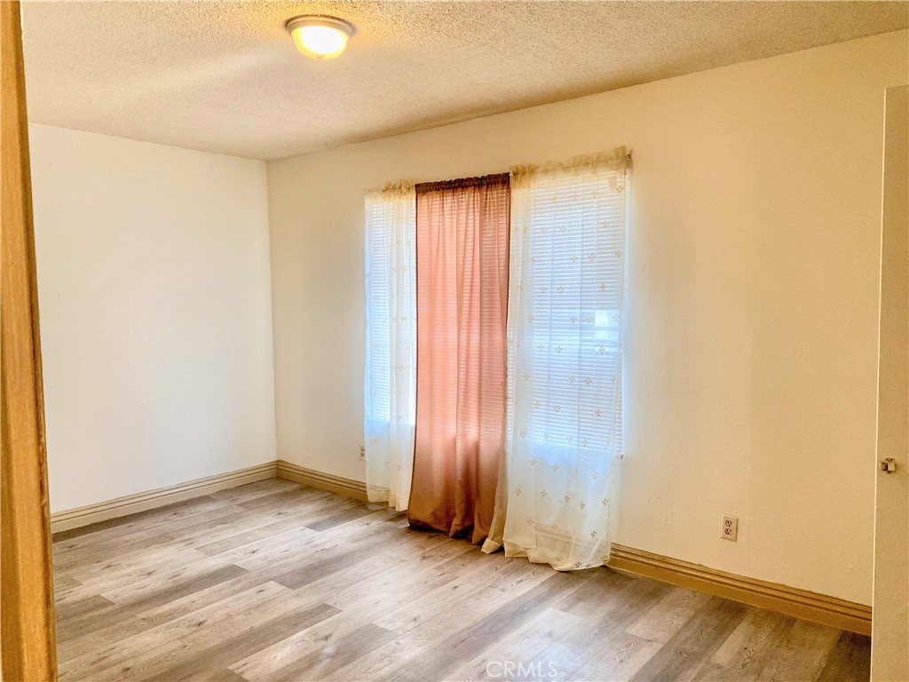 8616 N Loop Boulevard Property Photo 6