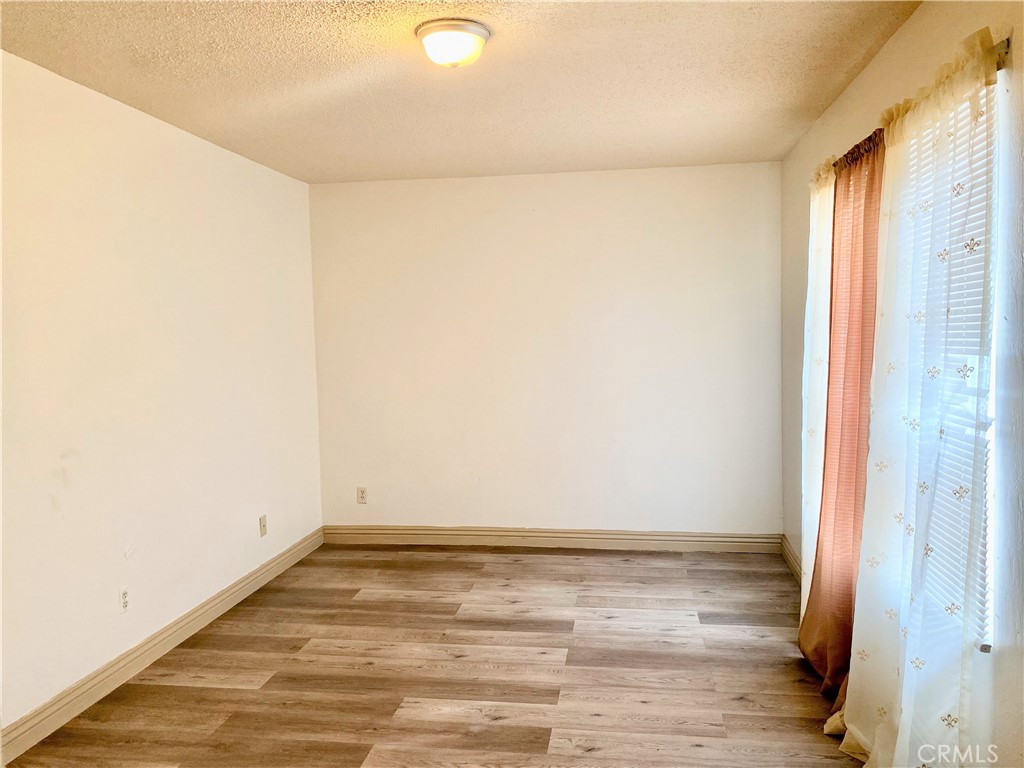 8616 N Loop Boulevard Property Photo 7