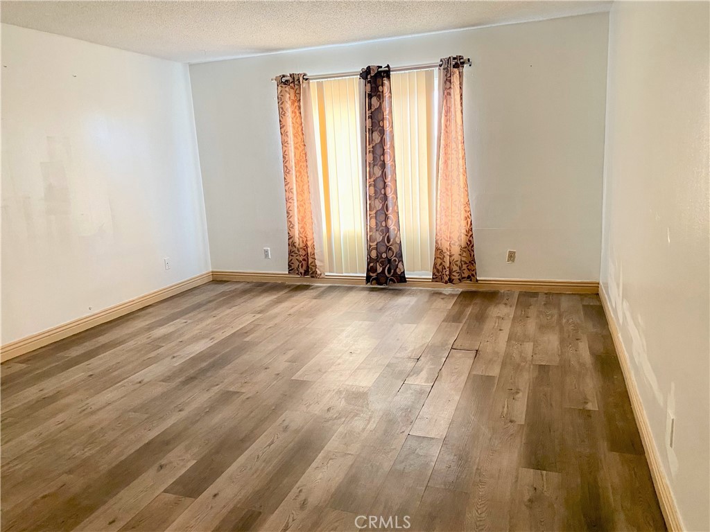 8616 N Loop Boulevard Property Photo 9