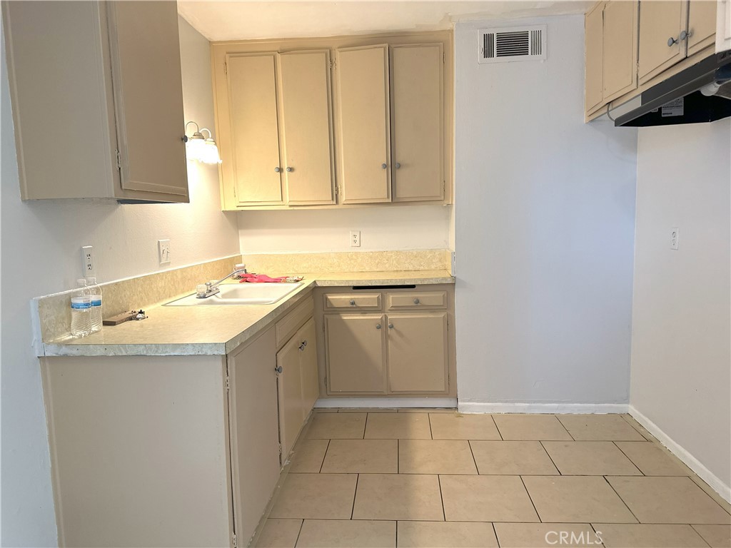 8616 N Loop Boulevard Property Photo 21