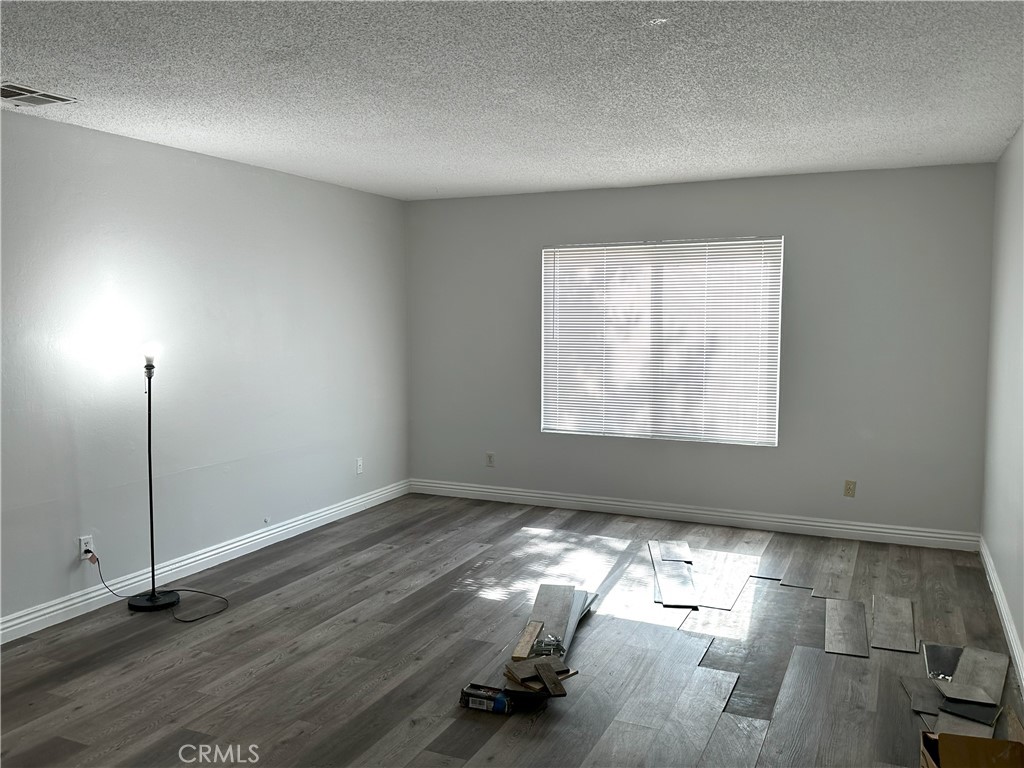 8616 N Loop Boulevard Property Photo 23
