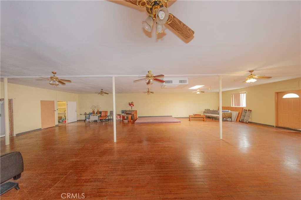 5239 Atlantic Avenue Property Photo 12