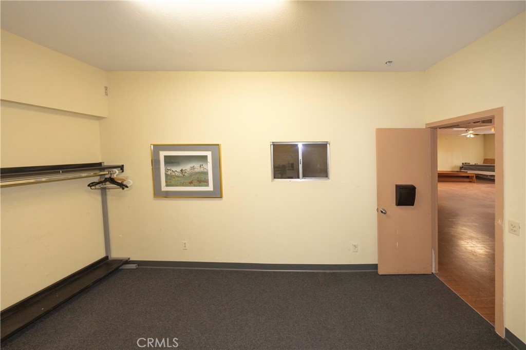 5239 Atlantic Avenue Property Photo 18