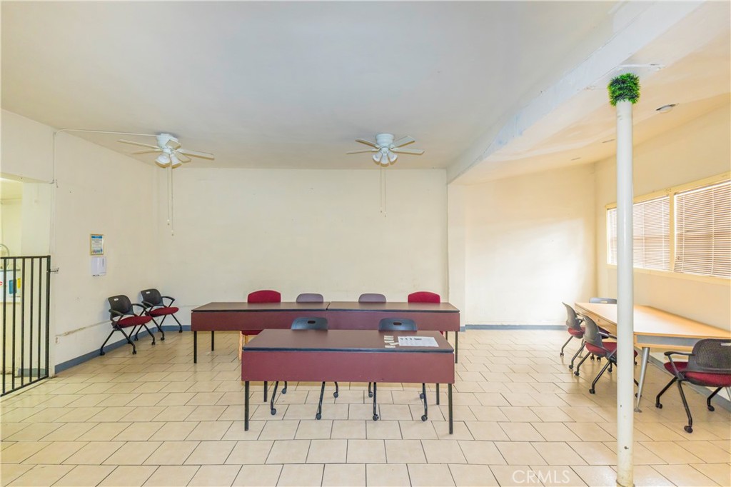 5239 Atlantic Avenue Property Photo 25