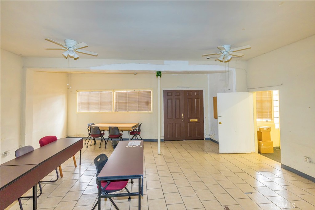 5239 Atlantic Avenue Property Photo 26