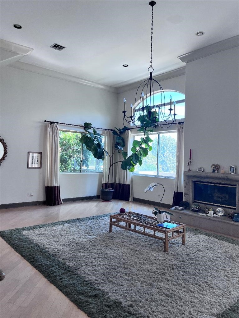 390 S Sepulveda Boulevard 208 Property Photo 4