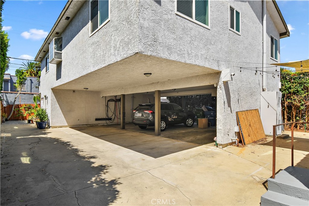 1373 S Orange Drive Property Photo 28
