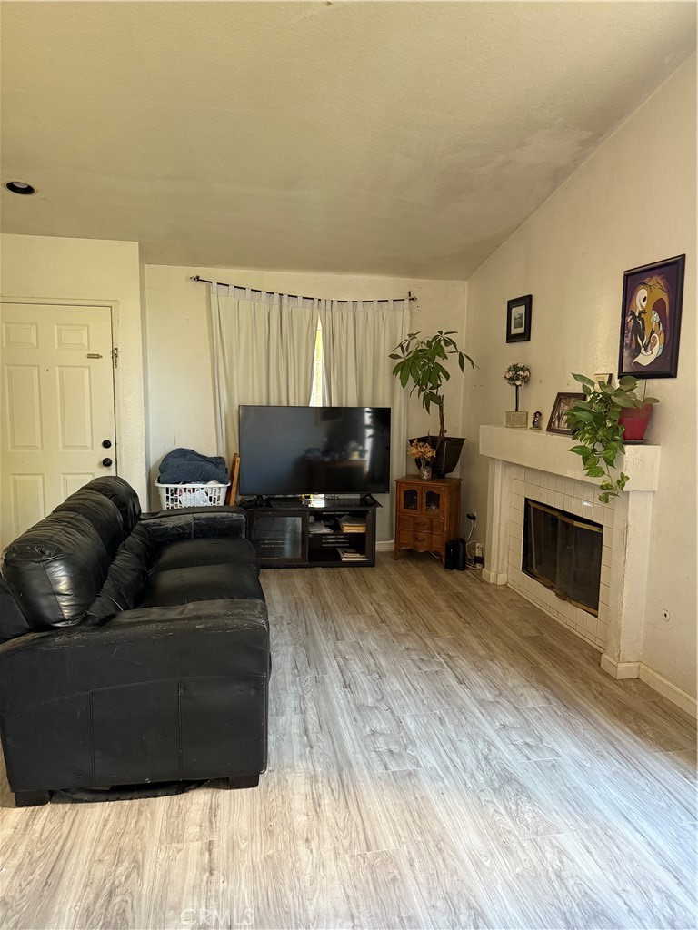 3160 Crowne Drive Property Photo 4