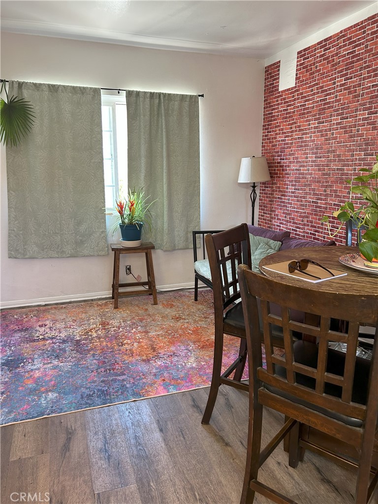 1233 1223 West 33rd Street Property Photo 8