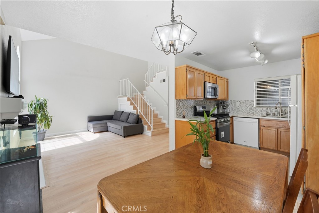 13163 Pinnacle Ct Property Photo 14