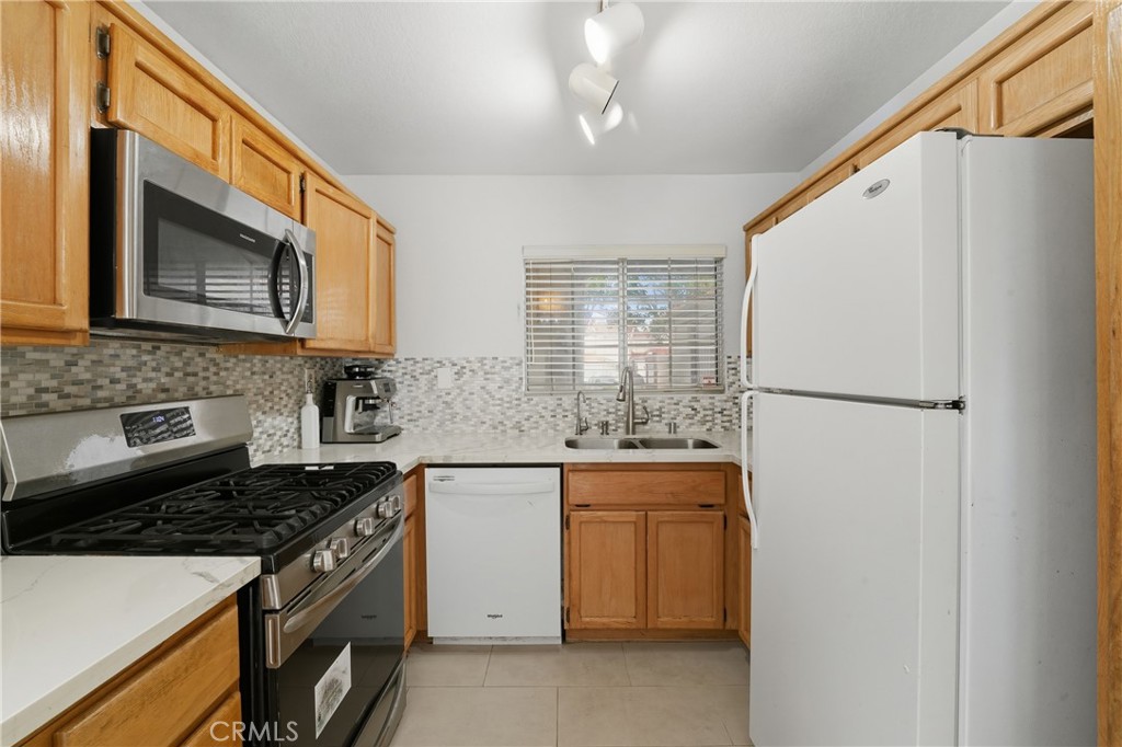 13163 Pinnacle Ct Property Photo 16