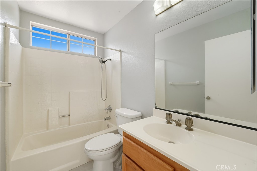 13163 Pinnacle Ct Property Photo 22