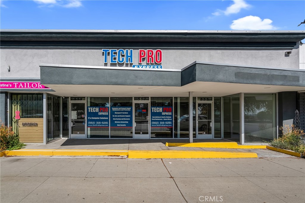 555 W Whittier Boulevard W Property Photo 1