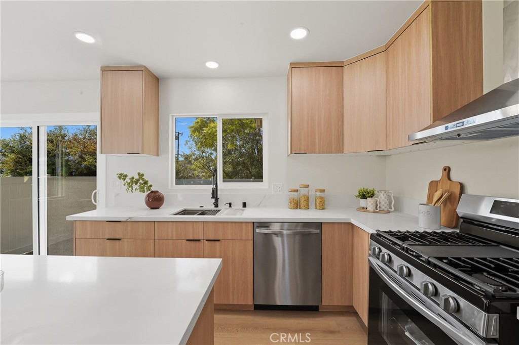 12311 Moline Drive Property Photo 14