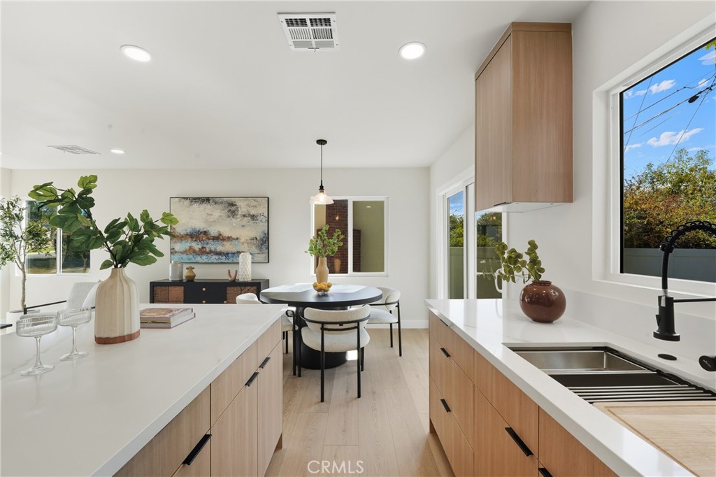 12311 Moline Drive Property Photo 15